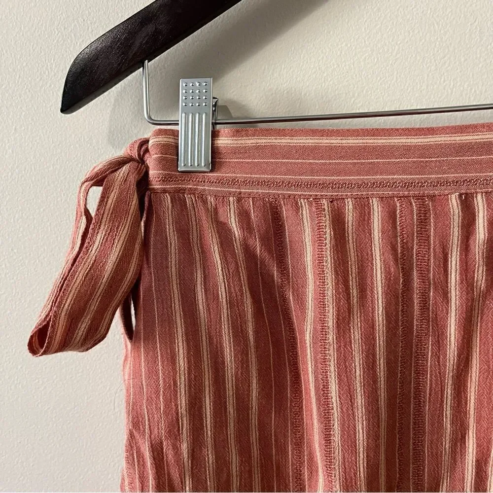 AE High-Waisted Tie Wrap Mini Skirt Stripe NWT Small